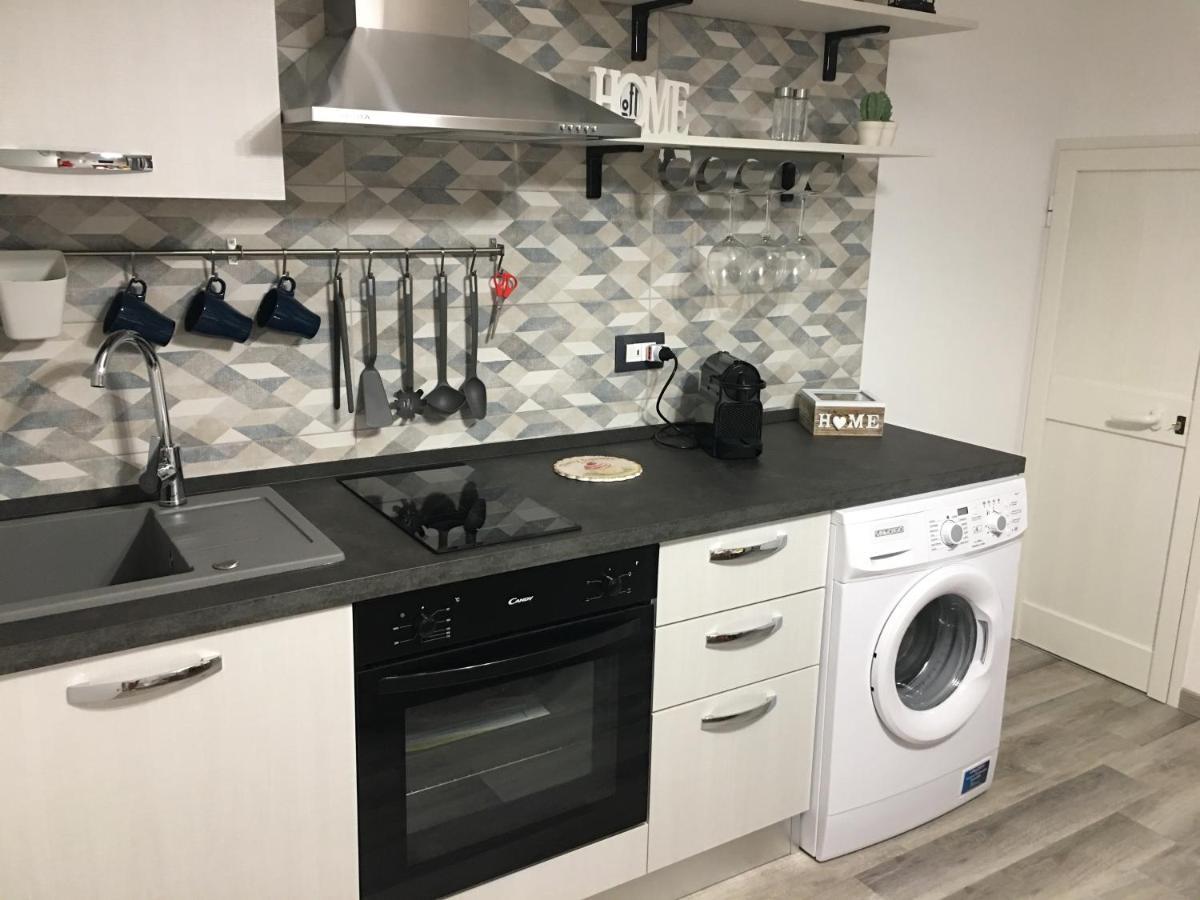 Loft27 Apartment Taranto Bagian luar foto