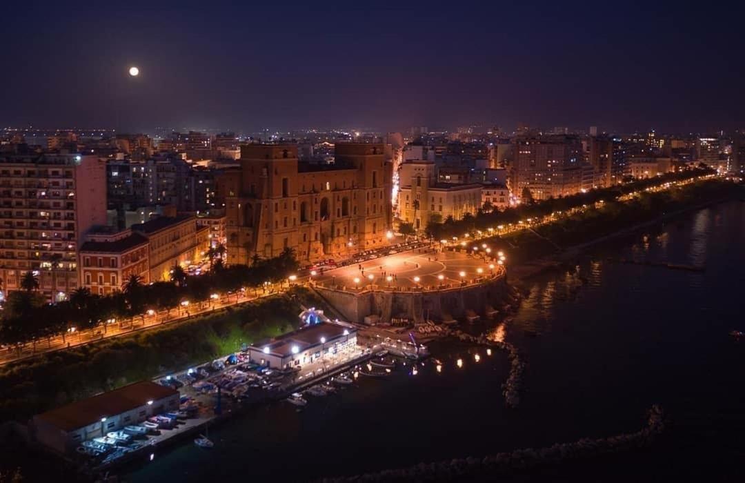 Loft27 Apartment Taranto Bagian luar foto